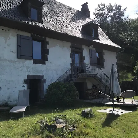 La Ferme Du Liaumiers Saint-Cirgues-de-Jordanne