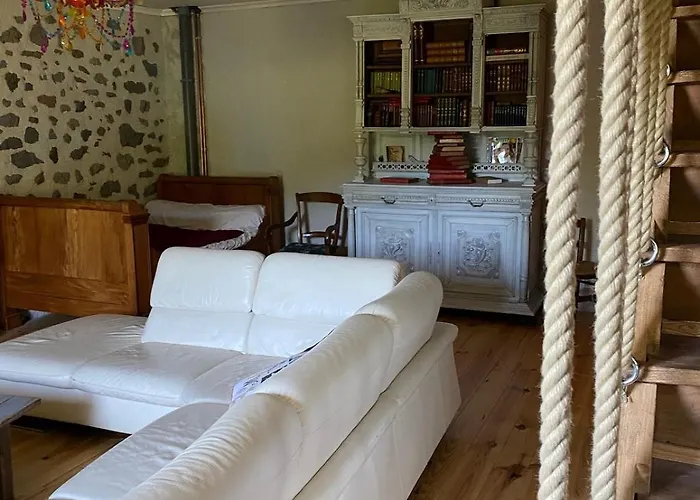 La Ferme Du Liaumiers * Saint-Cirgues-de-Jordanne